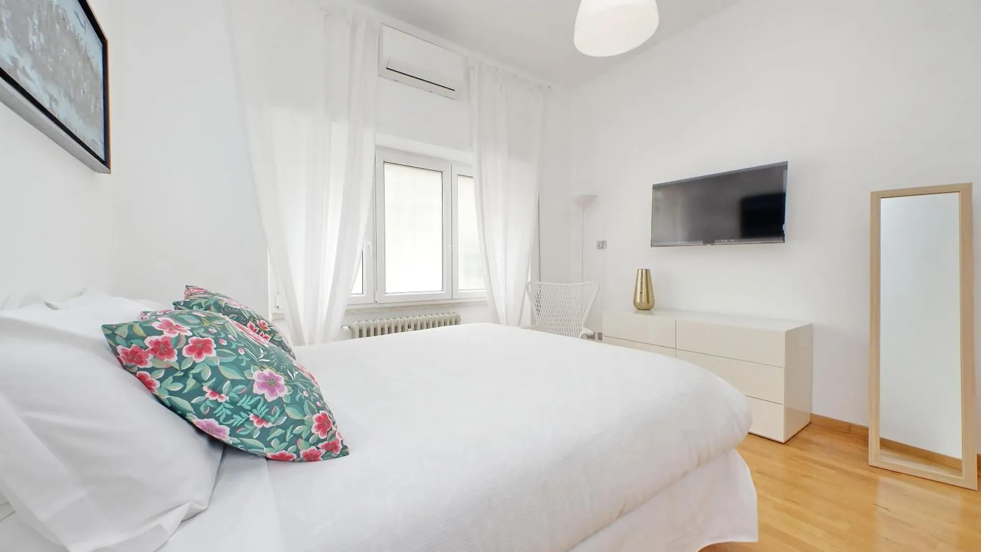 Ych-Nice Flat With Patio Near Vatican Řím Itálie