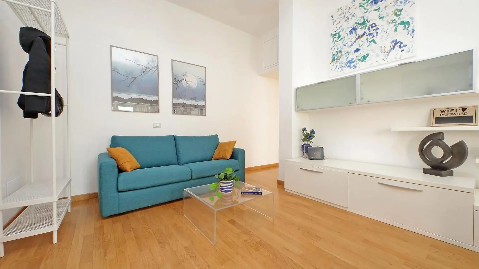 Ych-Nice Flat With Patio Near Vatican Řím Apartmán